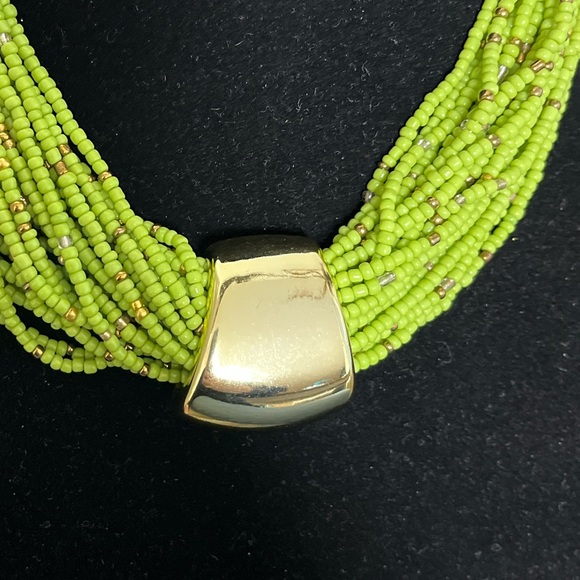 23 strand lime green seed bead necklace 18-20”. NIP weighted. Gold focal slide. - Picture 6 of 7